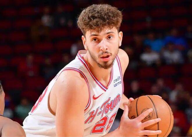 bob半岛体育app下载-火箭，既然主动求变，就要接受阵痛？