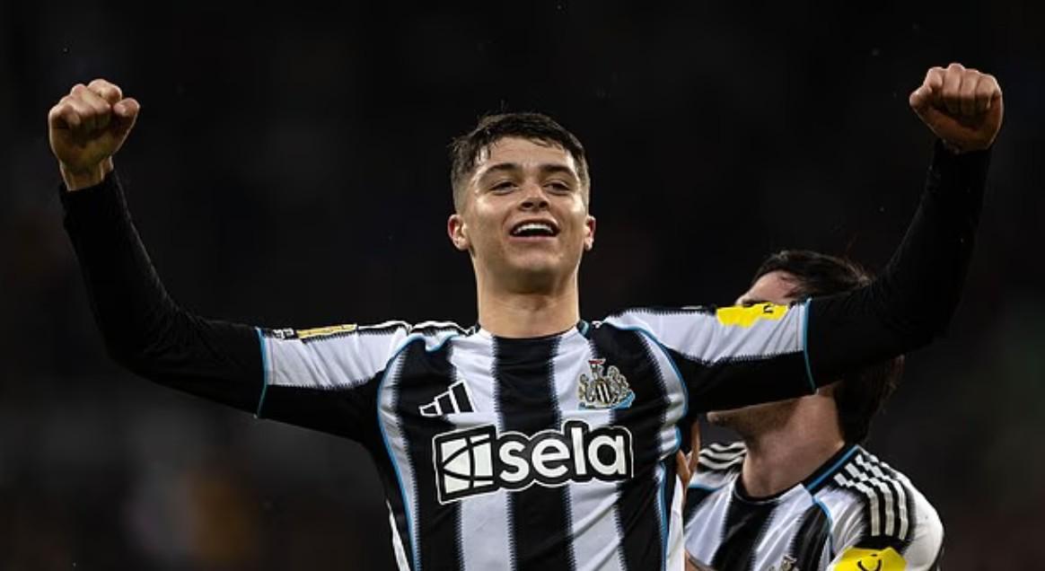 bob半岛体育app下载-邮报：纽卡19岁小将刘易斯-米利有可能入选英格兰队的名单